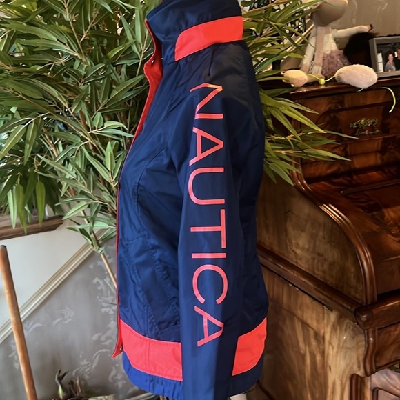 Nautica ladies windbreaker/jacket, extra small NWOT navy, and red - Picture 11 of 14